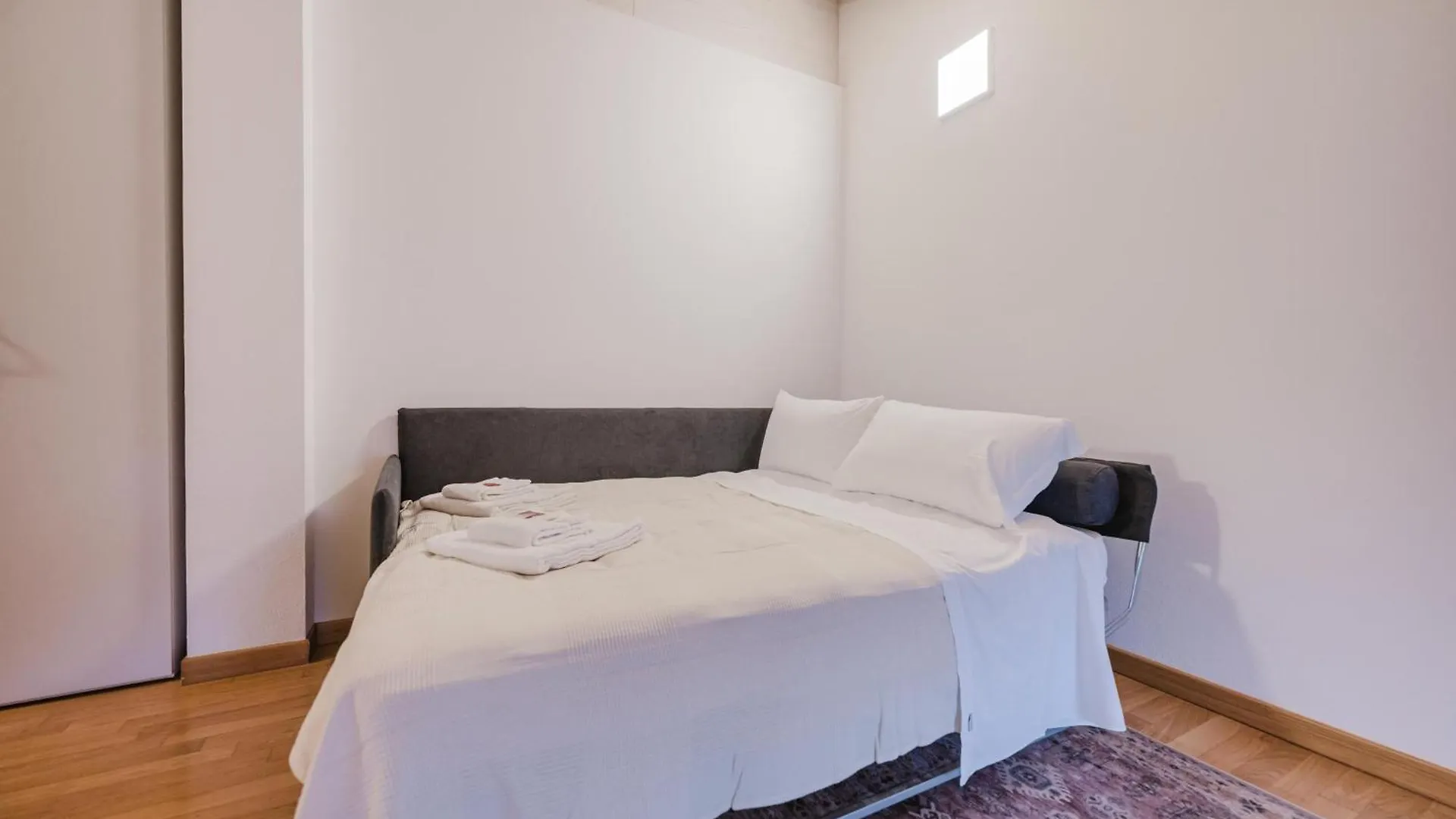 Davide Flat - 15 Min From Venice & Free Parking Mira 0*,  Italy